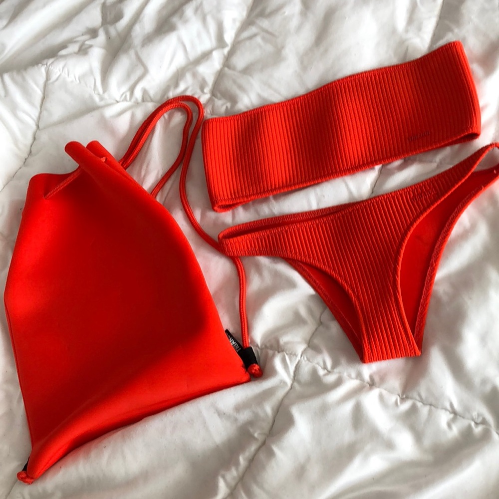 Triangl swimwear bikini Twinnie Razz
